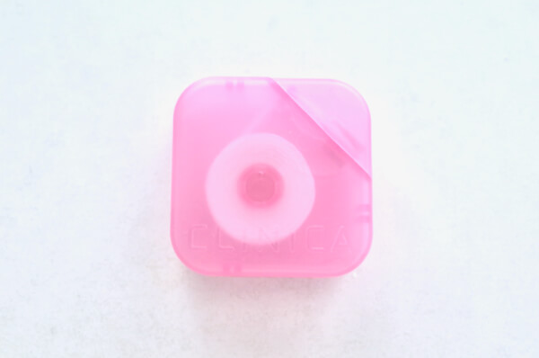 クリニカの糸巻きフロス